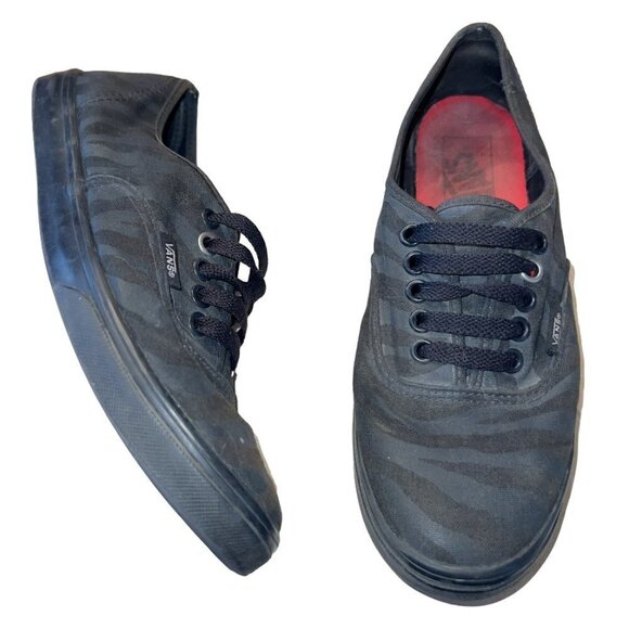 Vans Off The Wall Authentic Sneaker Shoe in Black Zebra Canvas - Picture 1 of 7